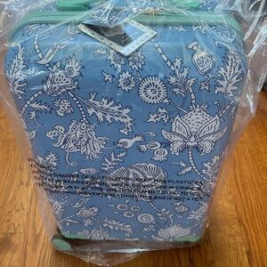 New with Tags Roller Rabbit Blue Floral Carry-On Luggage